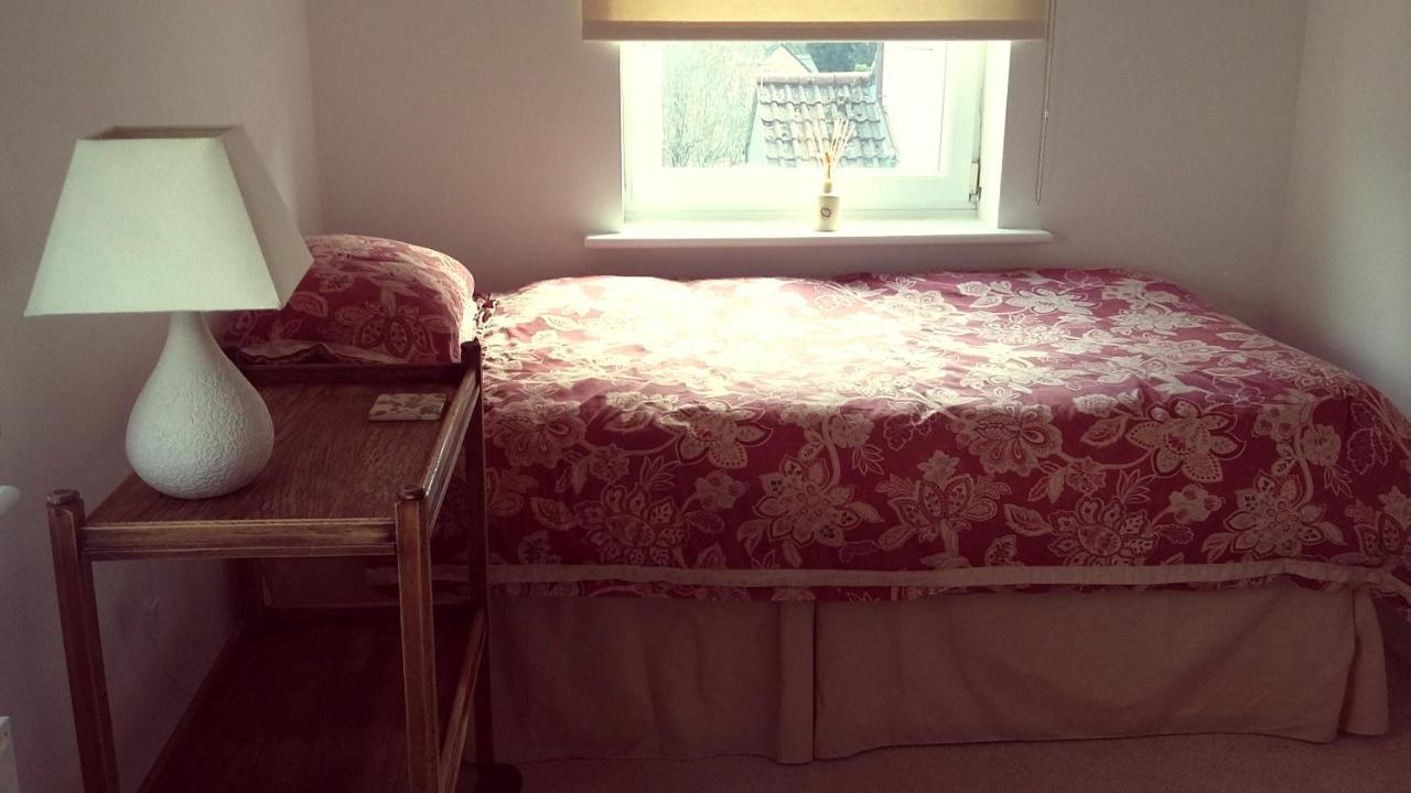 Bed and Breakfast Aroha Glastonbury Exterior foto